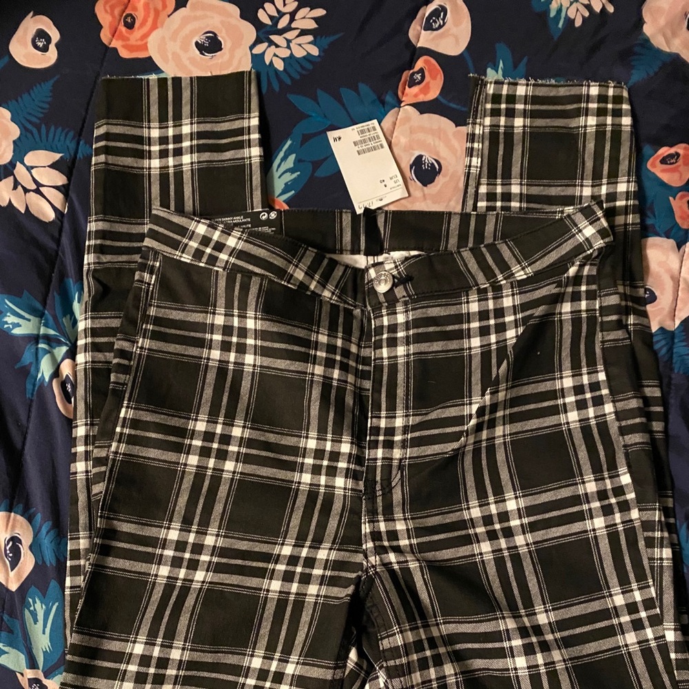 New H&M Skinny Ankle Pants